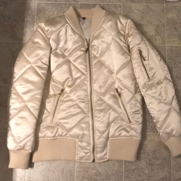 Boohoo quilted bomber jacket - Picture 3 of 4